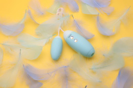 Вакуумний стимулятор з віброяйцем 2-в-1 KISTOY Miss VV Cyan - - фото №10