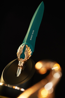 Вишуканий вібратор Knight Jenay FLOWERS & SWORD, маска, стрічка та лубрикант у комплекті - - фото №9