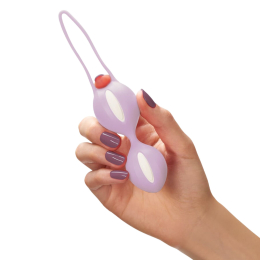 Вагінальні кульки Fun Factory SMARTBALLS DUO, бузково-білі, 2 шт, діаметр 3,2 та 3,6 см - - фото №6